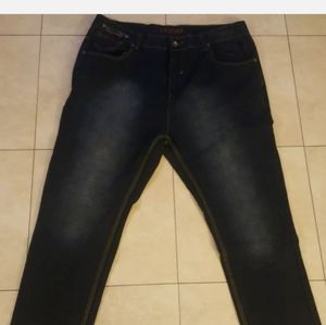 coogi  men's jeans blue wash  good condition